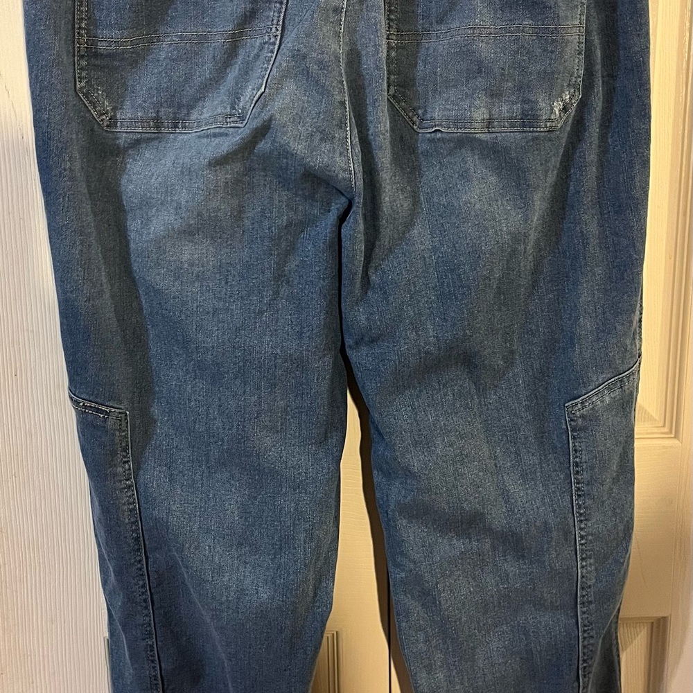 Democracy “Ab” technology Barrel Leg Jeans High Rise Medium Sandblast Blue (16) - Picture 8 of 8